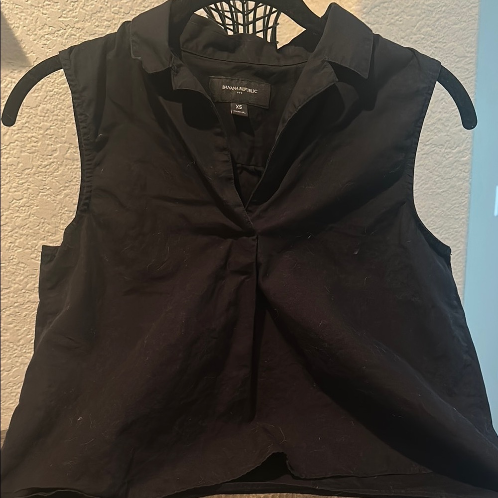 Banana Republic Black Fitted Crop Button Down Shirt